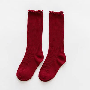 BURGUNDY RUFFLE SOCKS