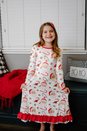 CHRISTMAS VINTAGE SANTA NIGHTGOWN