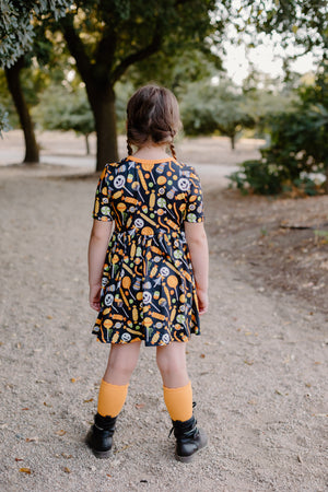 HALLOWEEN CANDY DRESS WITH POCKETS